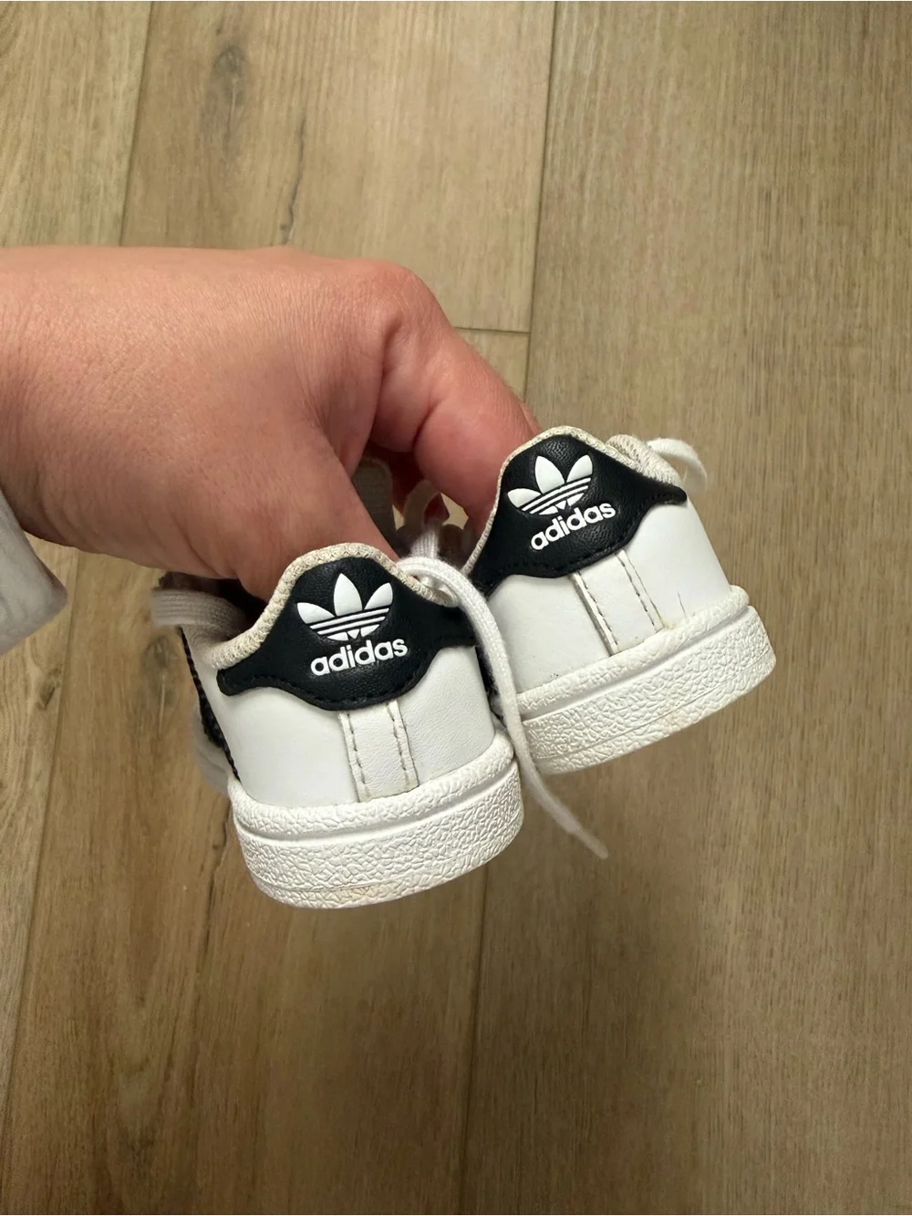 adidas classic shell